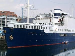 ホテルFloatel Diamond Princess アントウェルペン エクステリア 写真